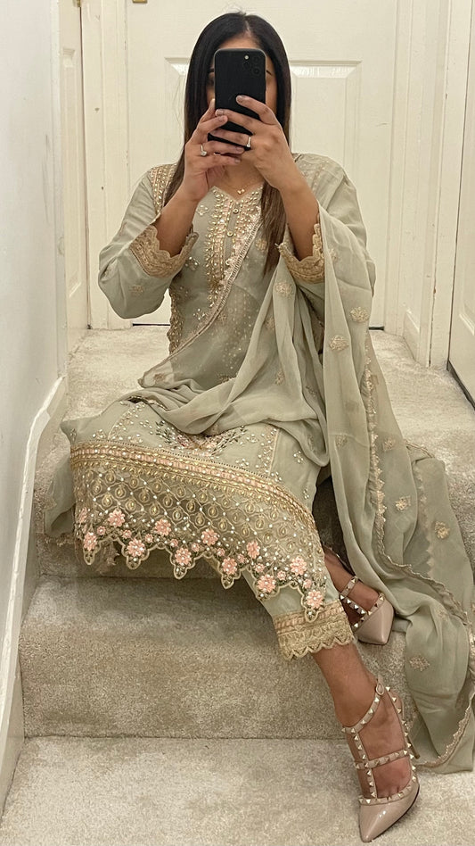 Chiffon - Grey